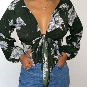Tie front sleeve top